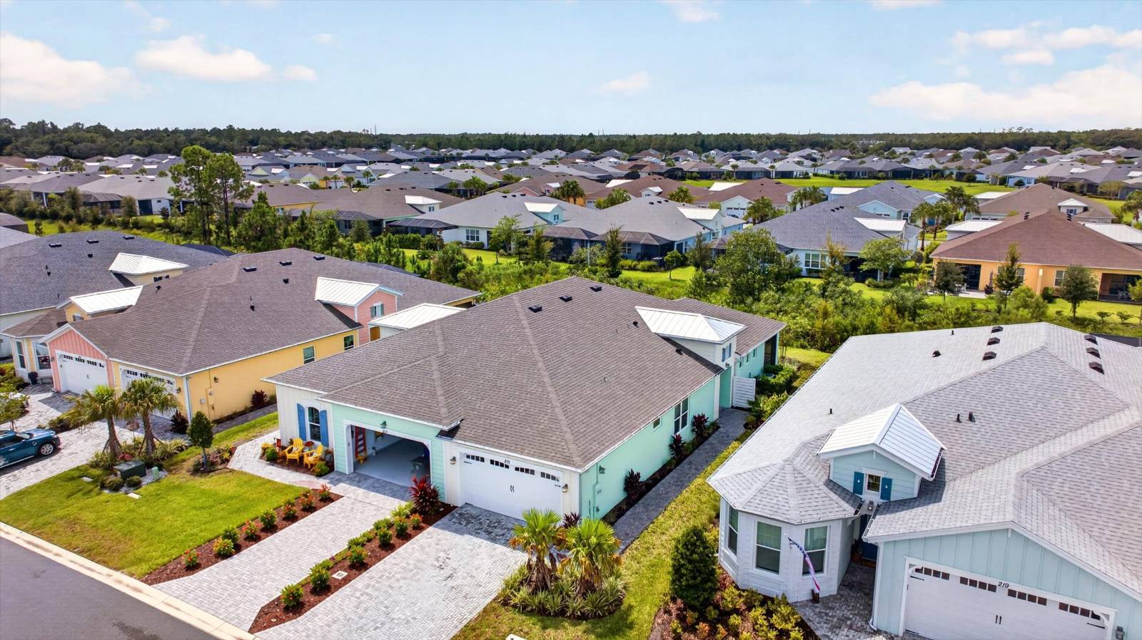 215 Gypsy Palace Lane, Daytona Beach, FL 32124