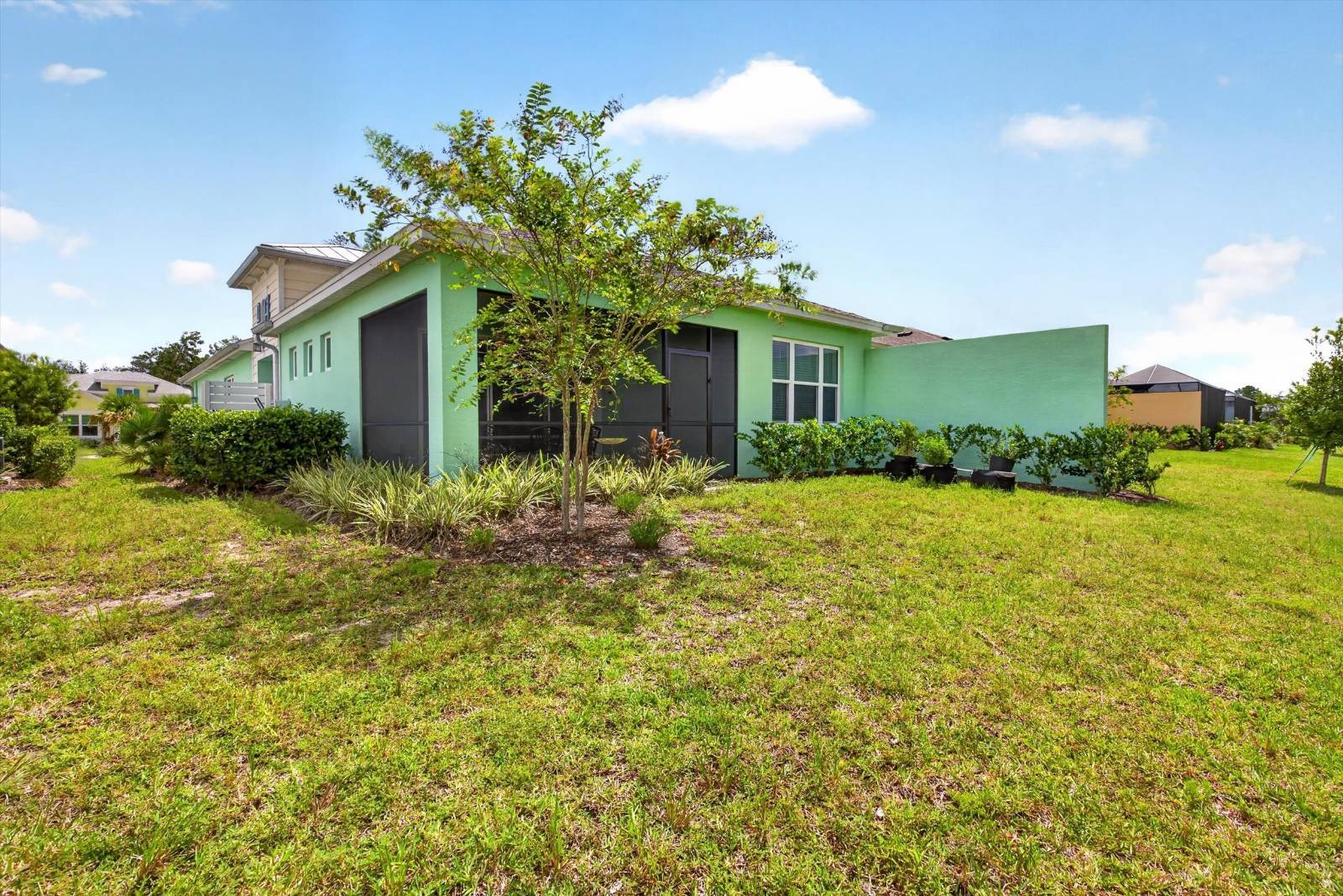 215 Gypsy Palace Lane, Daytona Beach, FL 32124