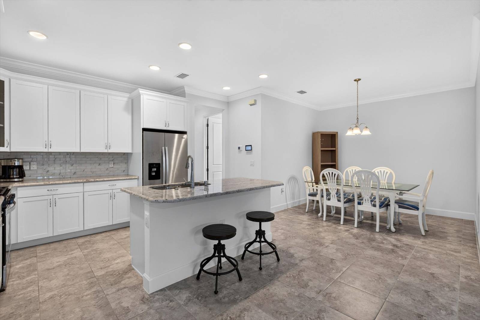 215 Gypsy Palace Lane, Daytona Beach, FL 32124
