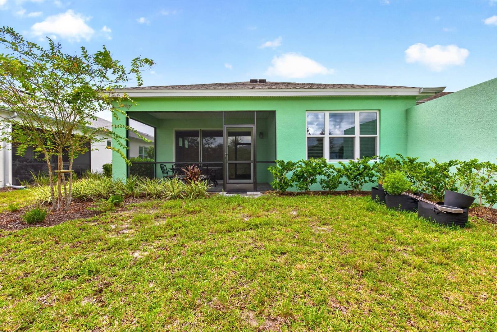 215 Gypsy Palace Lane, Daytona Beach, FL 32124
