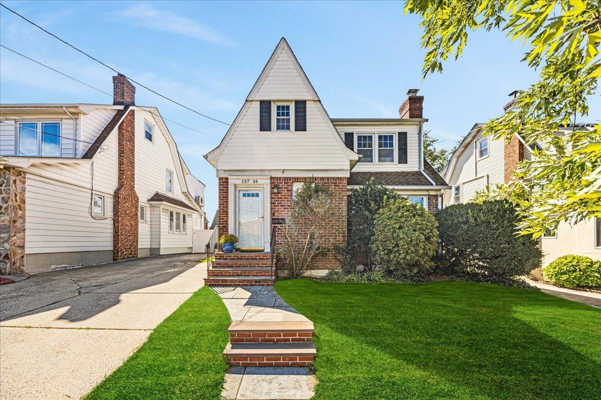 157-34 12th Road
