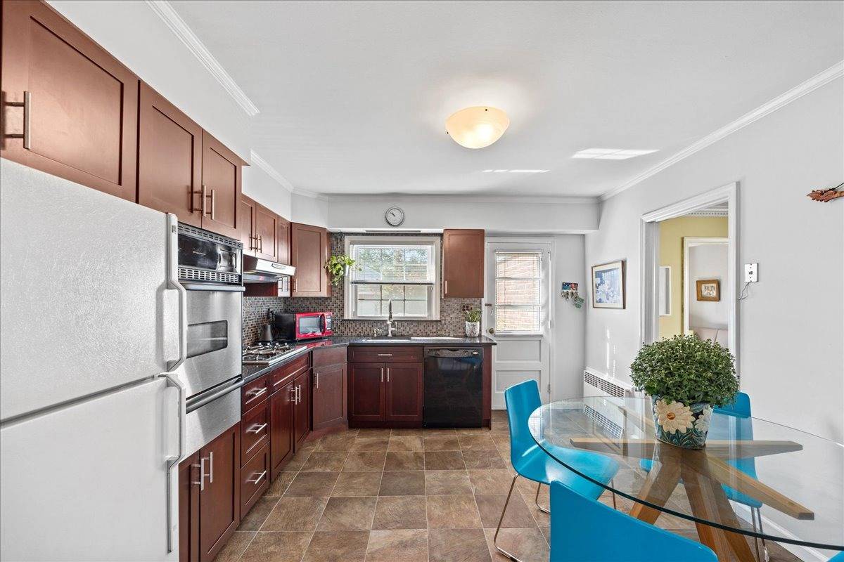157-34 12th Road
