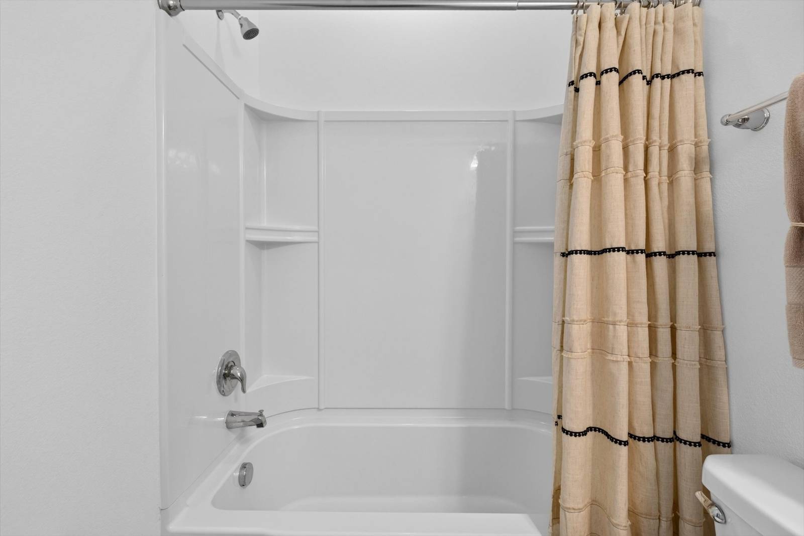 361 Parrot Lane, Daytona Beach, FL 32124