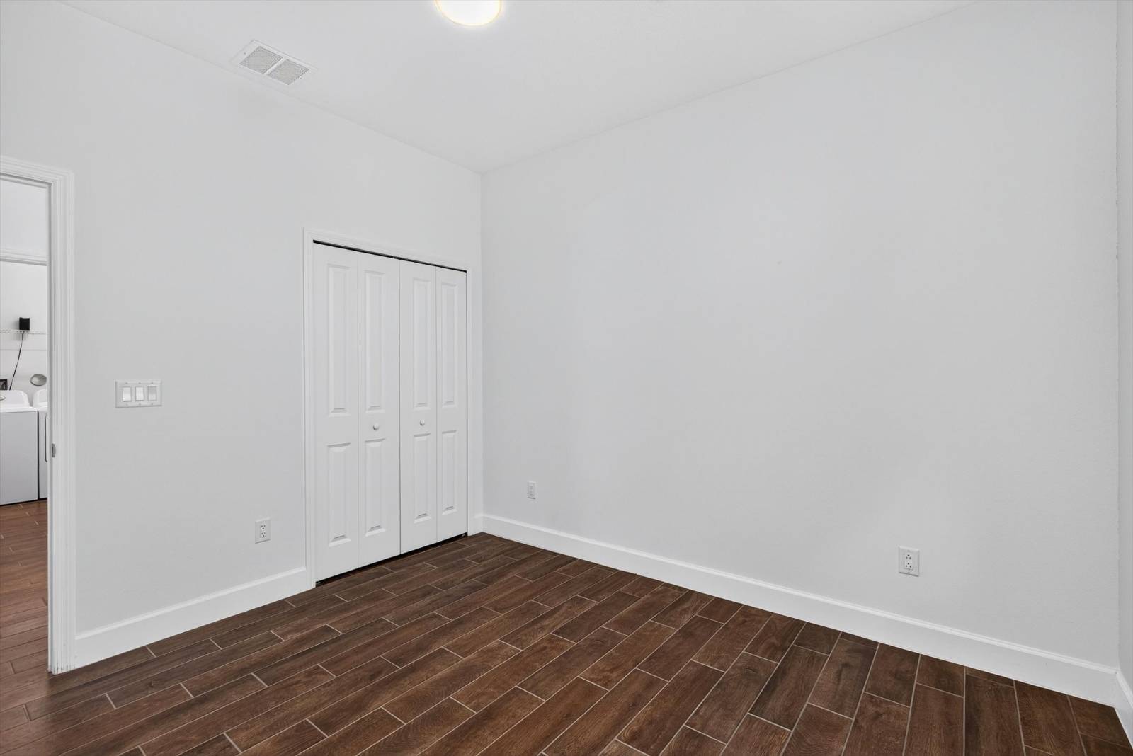 361 Parrot Lane, Daytona Beach, FL 32124