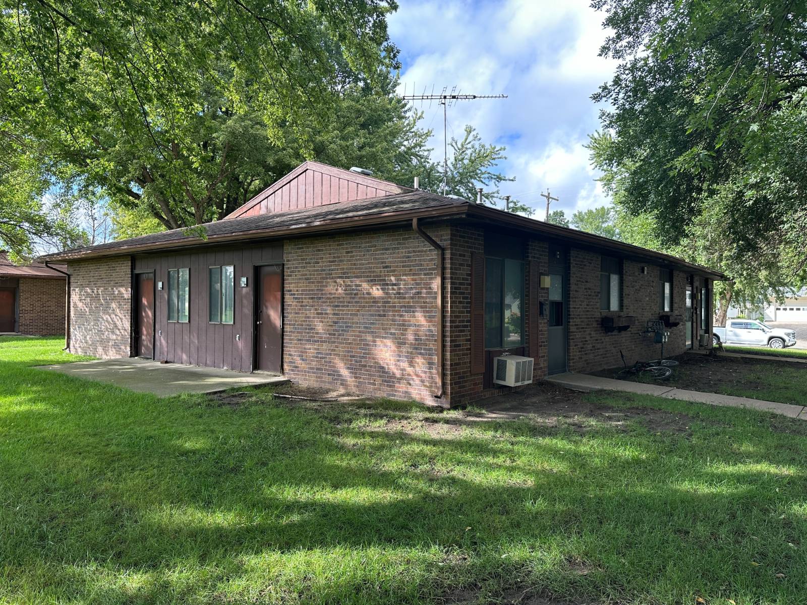 Photo 8 of 12 of home listing at 531 W Wayne St, Randolph, NE 68771