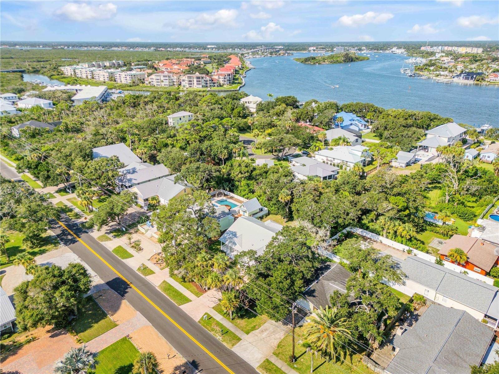 410 S Peninsula Ave, New Smyrna Beach, FL 32169