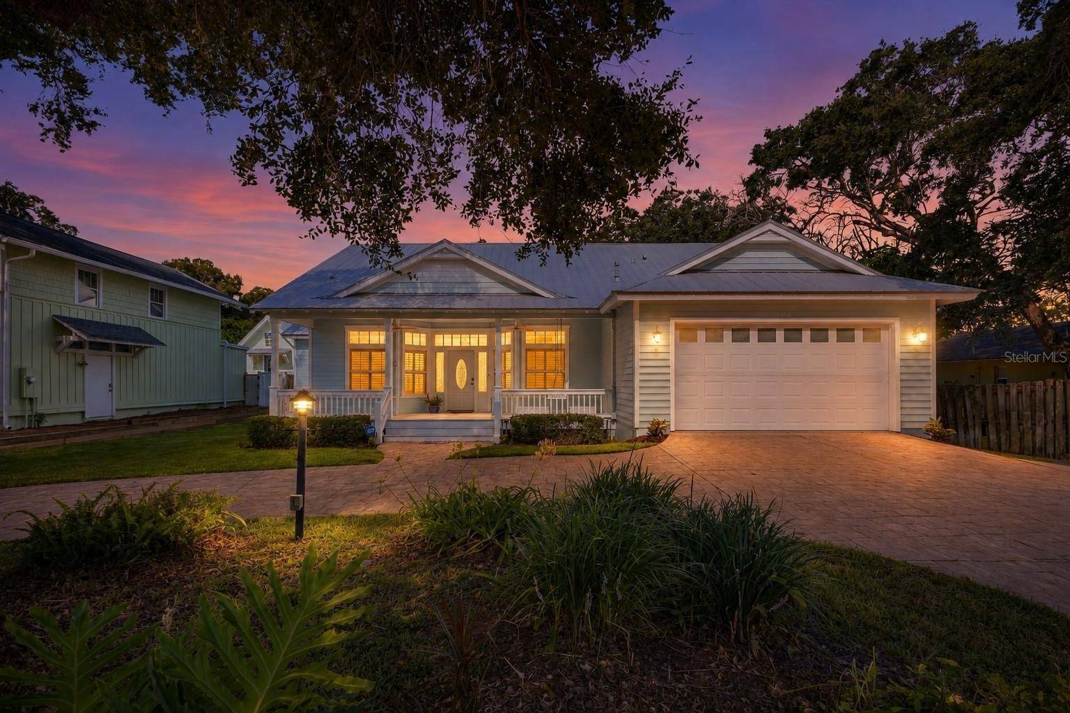 410 S Peninsula Ave, New Smyrna Beach, FL 32169