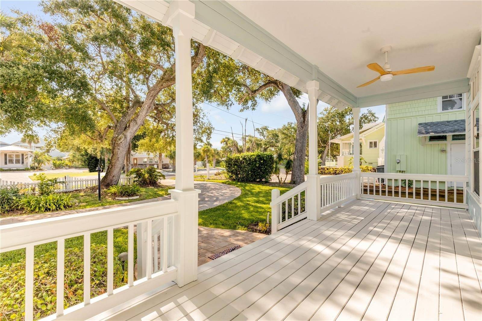 410 S Peninsula Ave, New Smyrna Beach, FL 32169