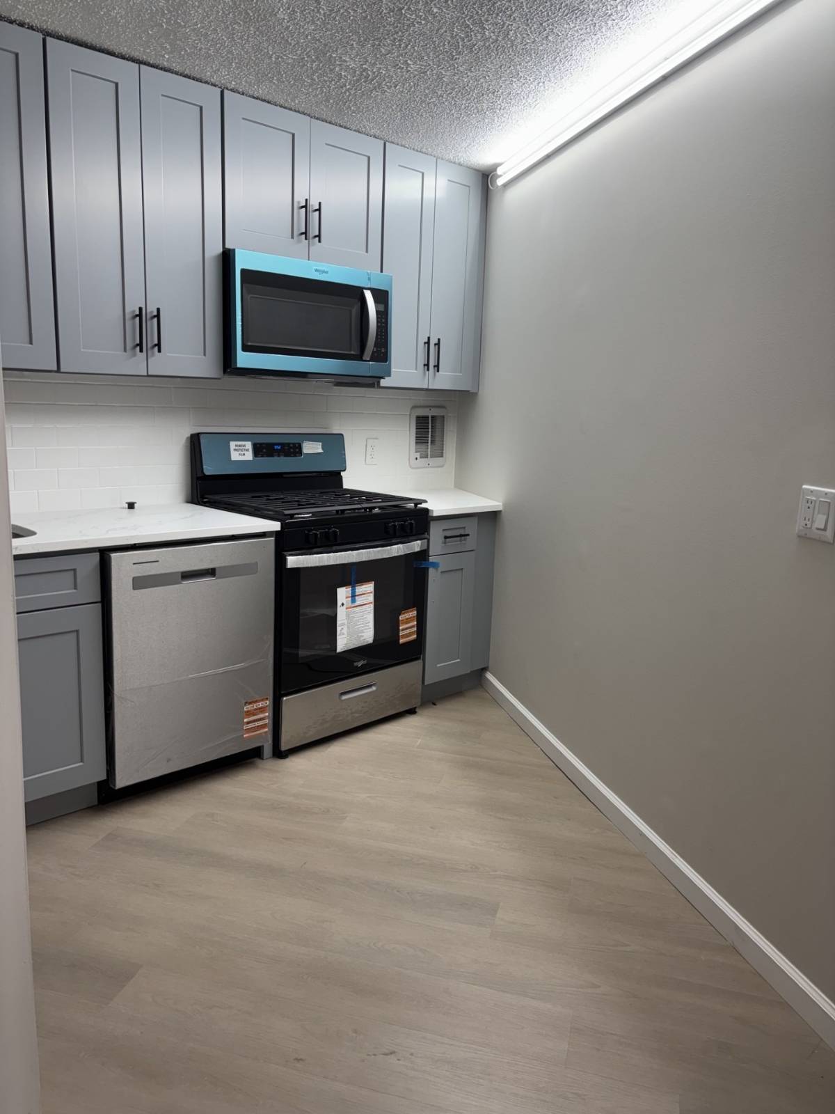 2 Bay Club Dr, #15R