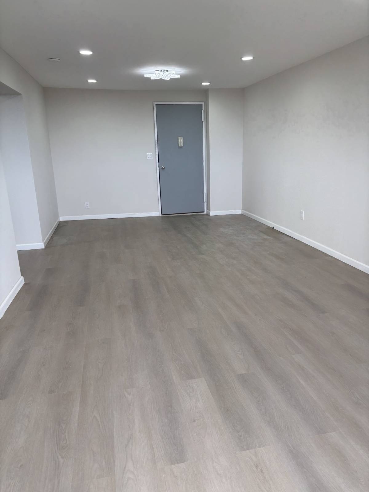 2 Bay Club Dr, #15R