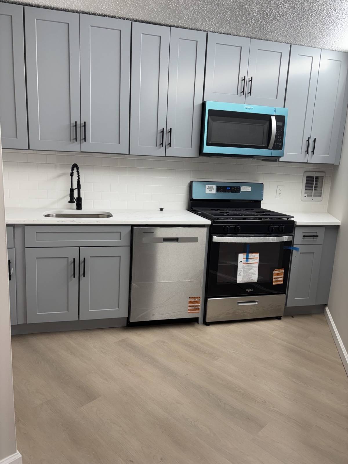 2 Bay Club Dr, #15R