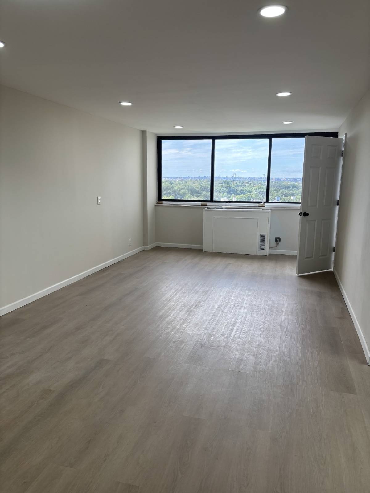 2 Bay Club Dr, #15R