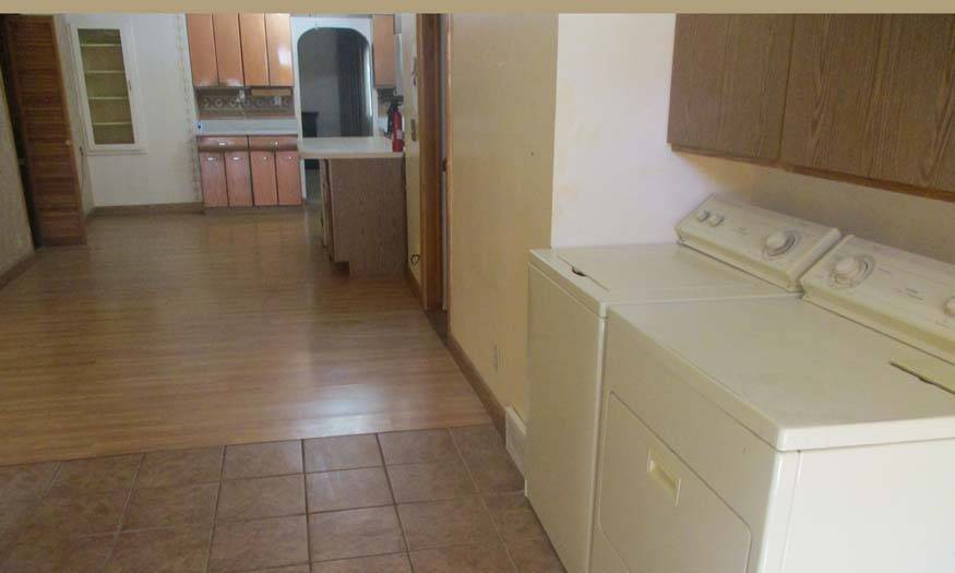 Photo 10 of 16 of home listing at 721 N Oak, Gordon, NE 69343