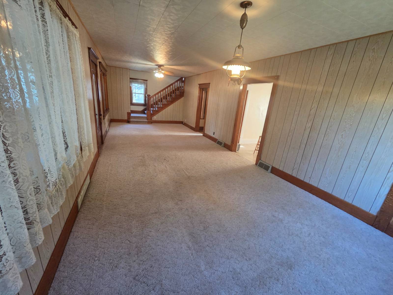 Photo 5 of 23 of home listing at 416 North Main St, Gordon, NE 69343