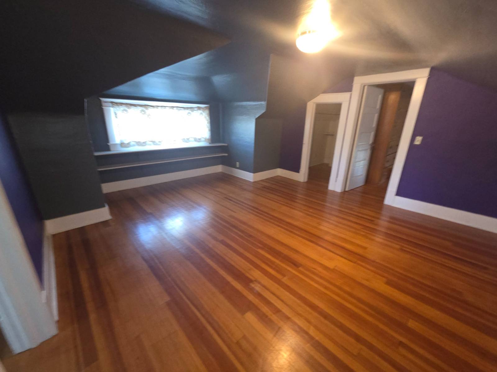2nd floor bedroom
