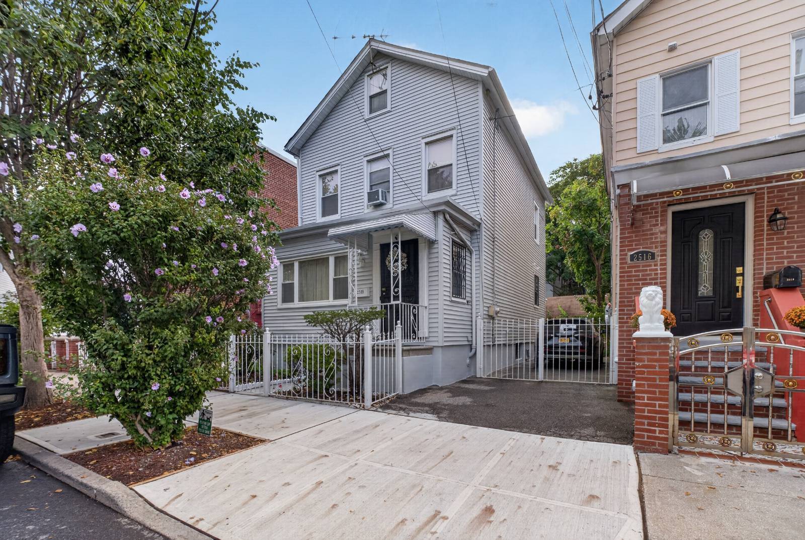 25-18 Glebe Ave