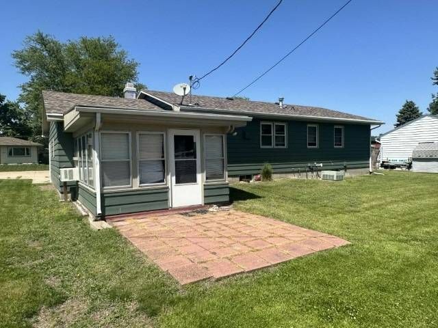 Photo 25 of 27 of home listing at 213 E Davis Street, O'neill, NE 68763