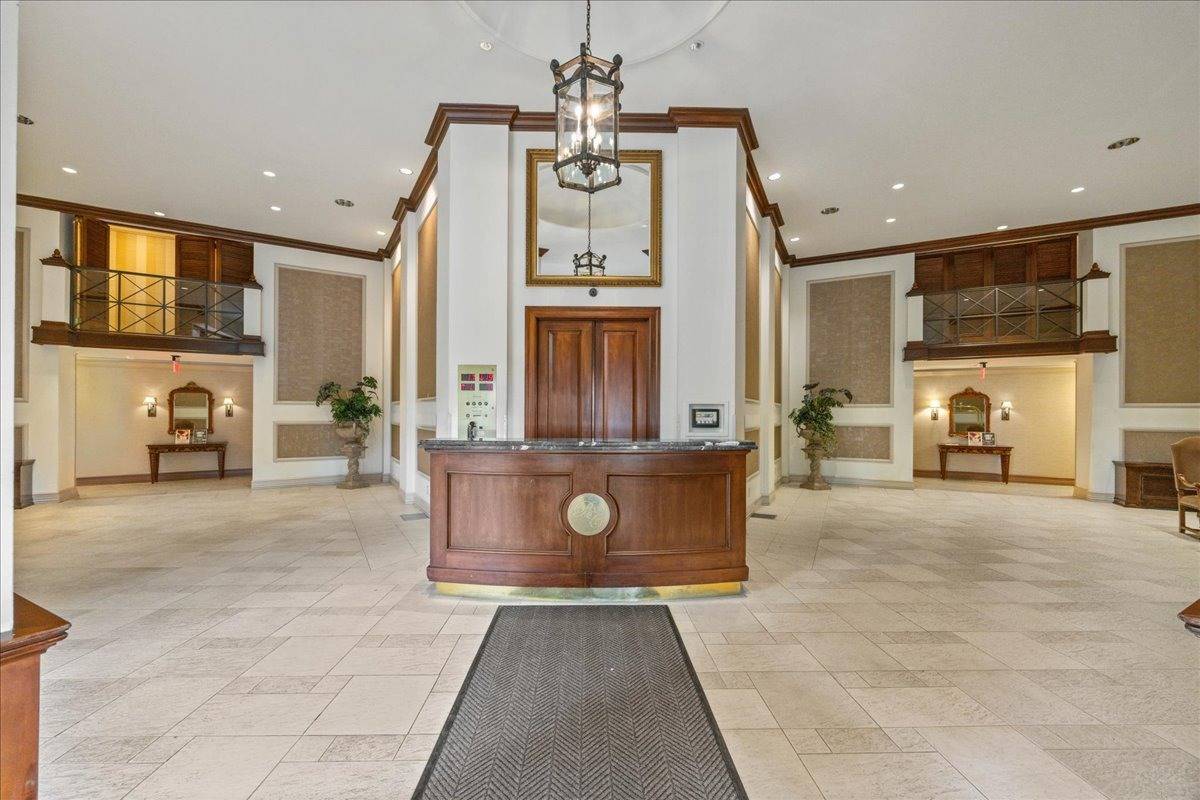 1 BAY CLUB DRIVE, #12