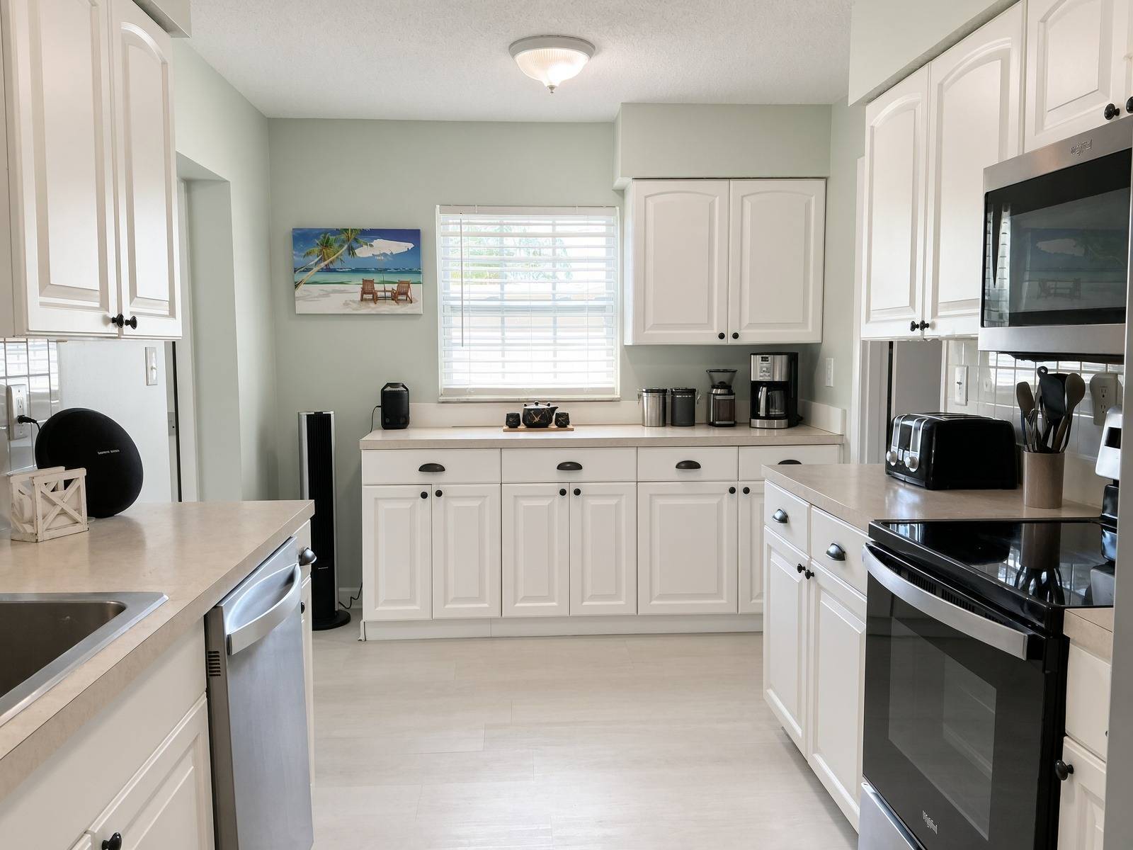 166 Algiers Dr, Venice, FL 34293