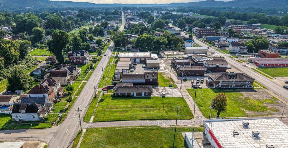 Photo 1 of 3 of land for sale at 0 Adams Avenue, Huntington, WV 25701
