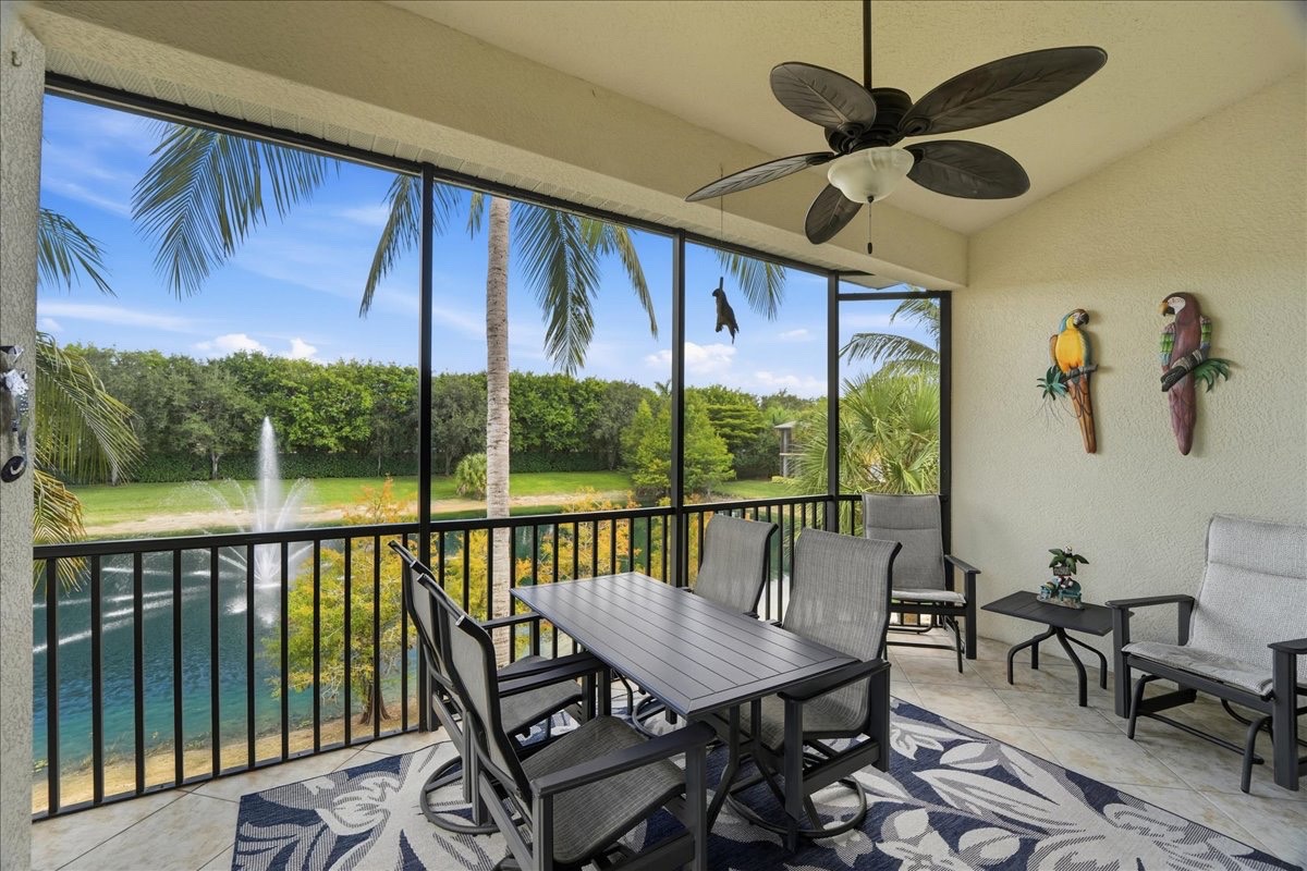 7842 Hawthorne Dr, #1703, Naples, FL 34113
