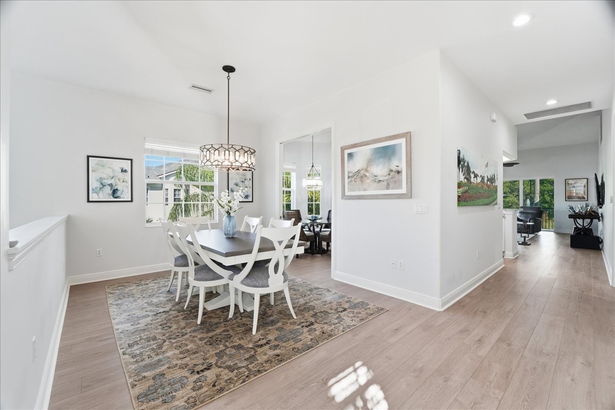 7842 Hawthorne Dr, #1703, Naples, FL 34113