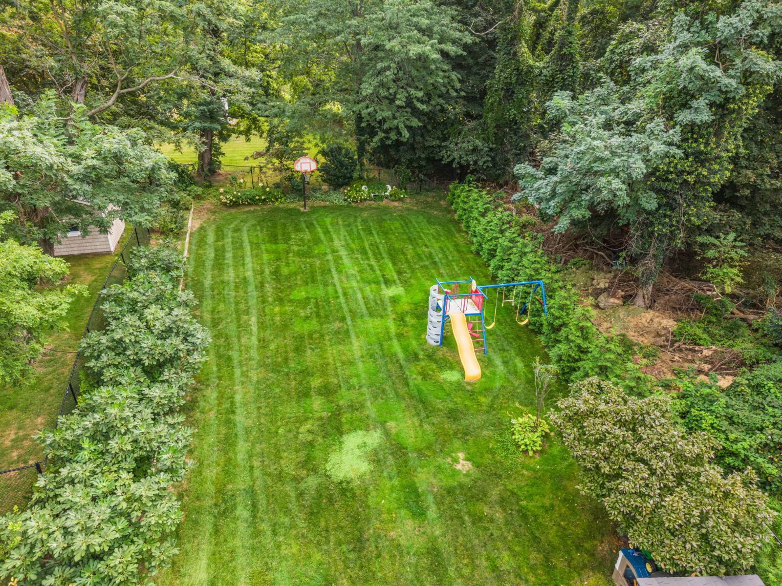 1145 Ruth Rd