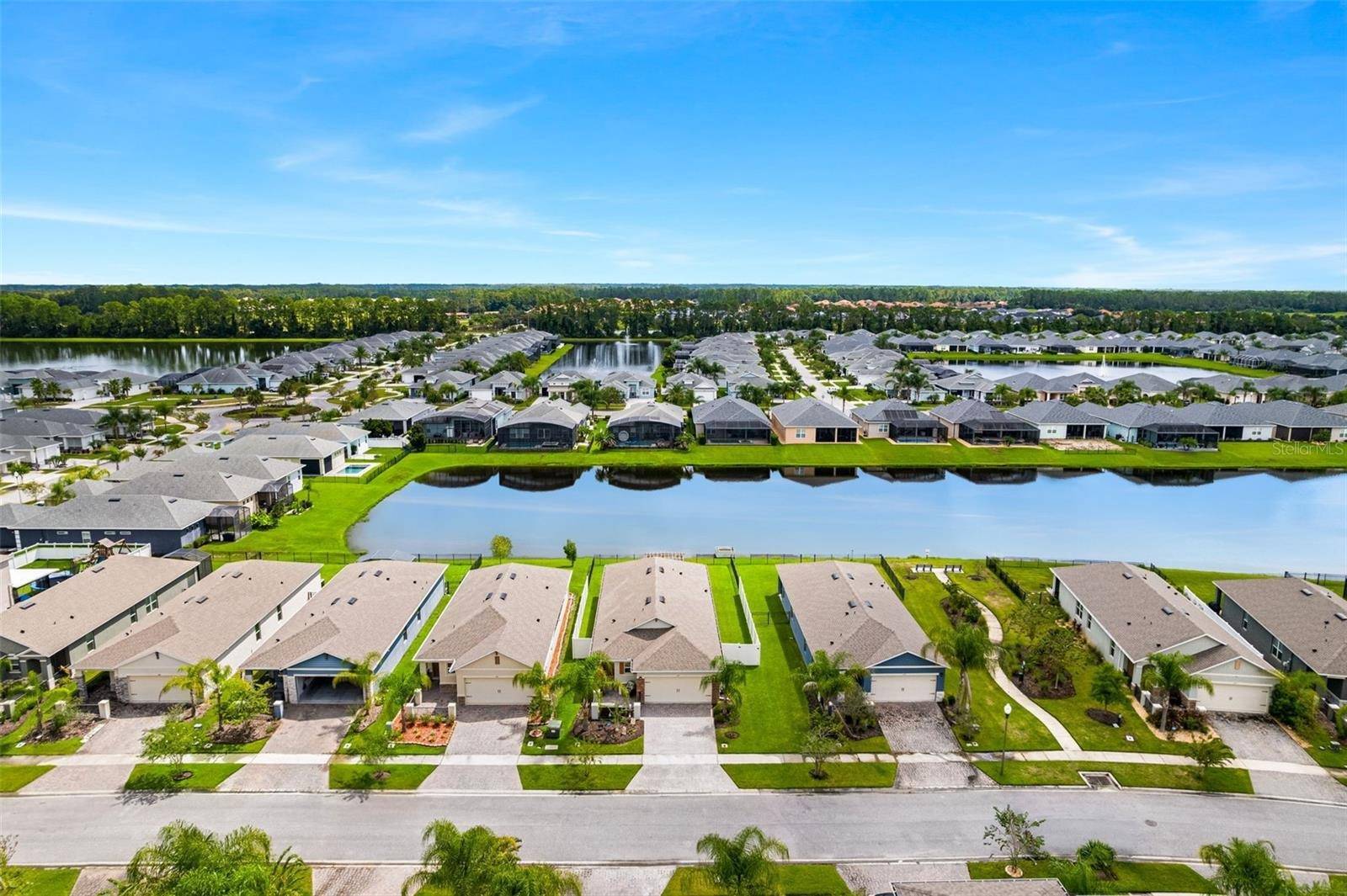 279 Caryota Ct, New Smyrna Beach, FL 32168