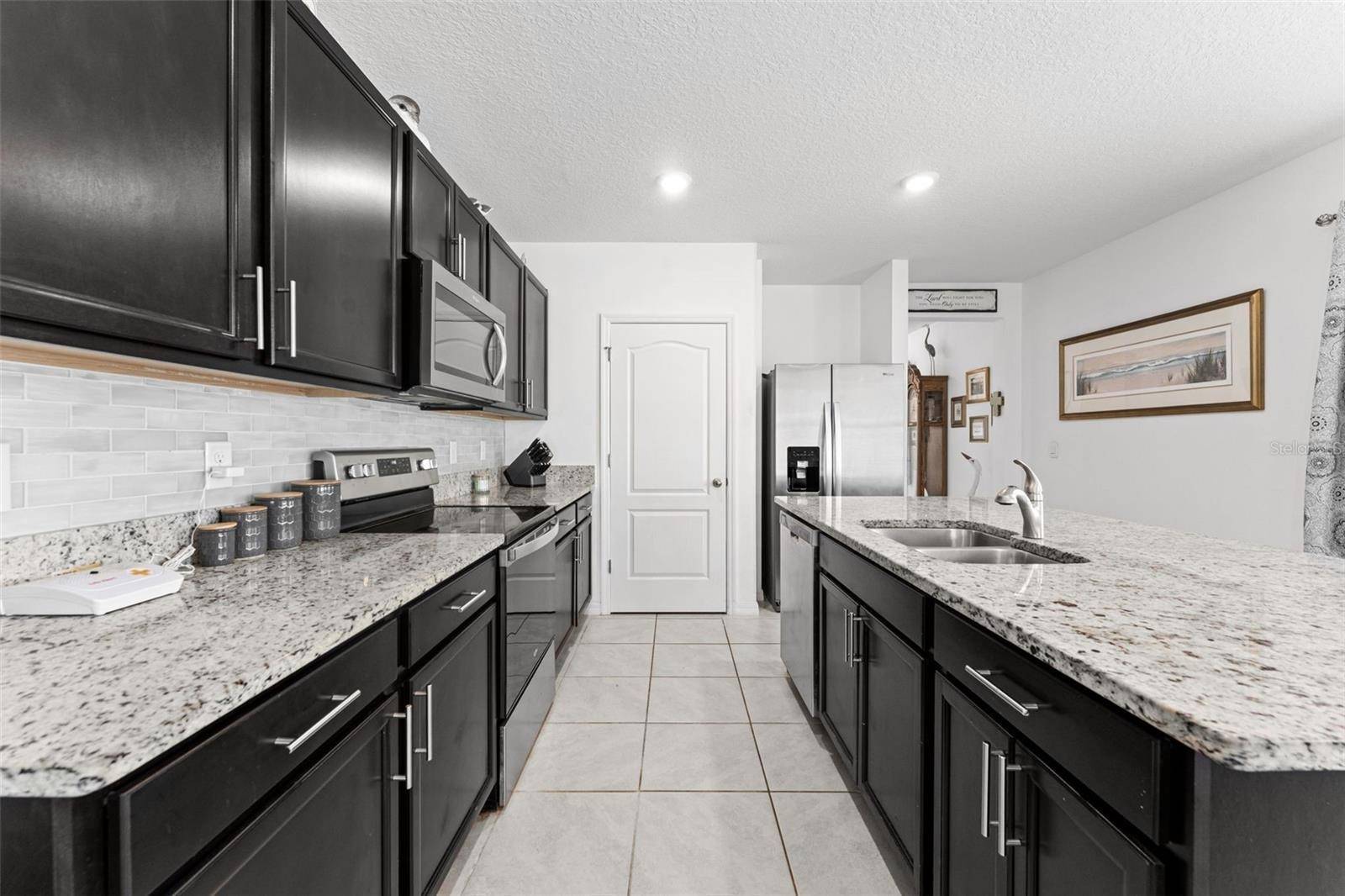 279 Caryota Ct, New Smyrna Beach, FL 32168