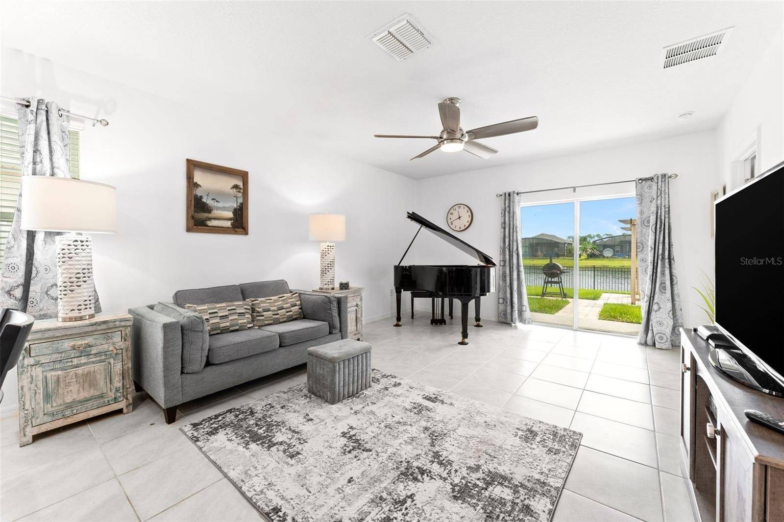 279 Caryota Ct, New Smyrna Beach, FL 32168