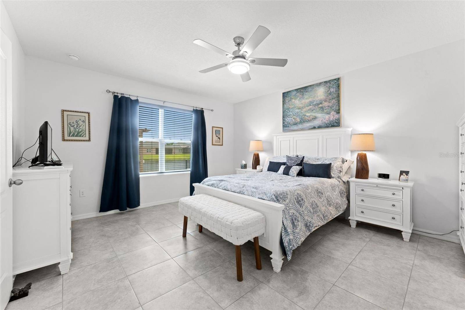 279 Caryota Ct, New Smyrna Beach, FL 32168