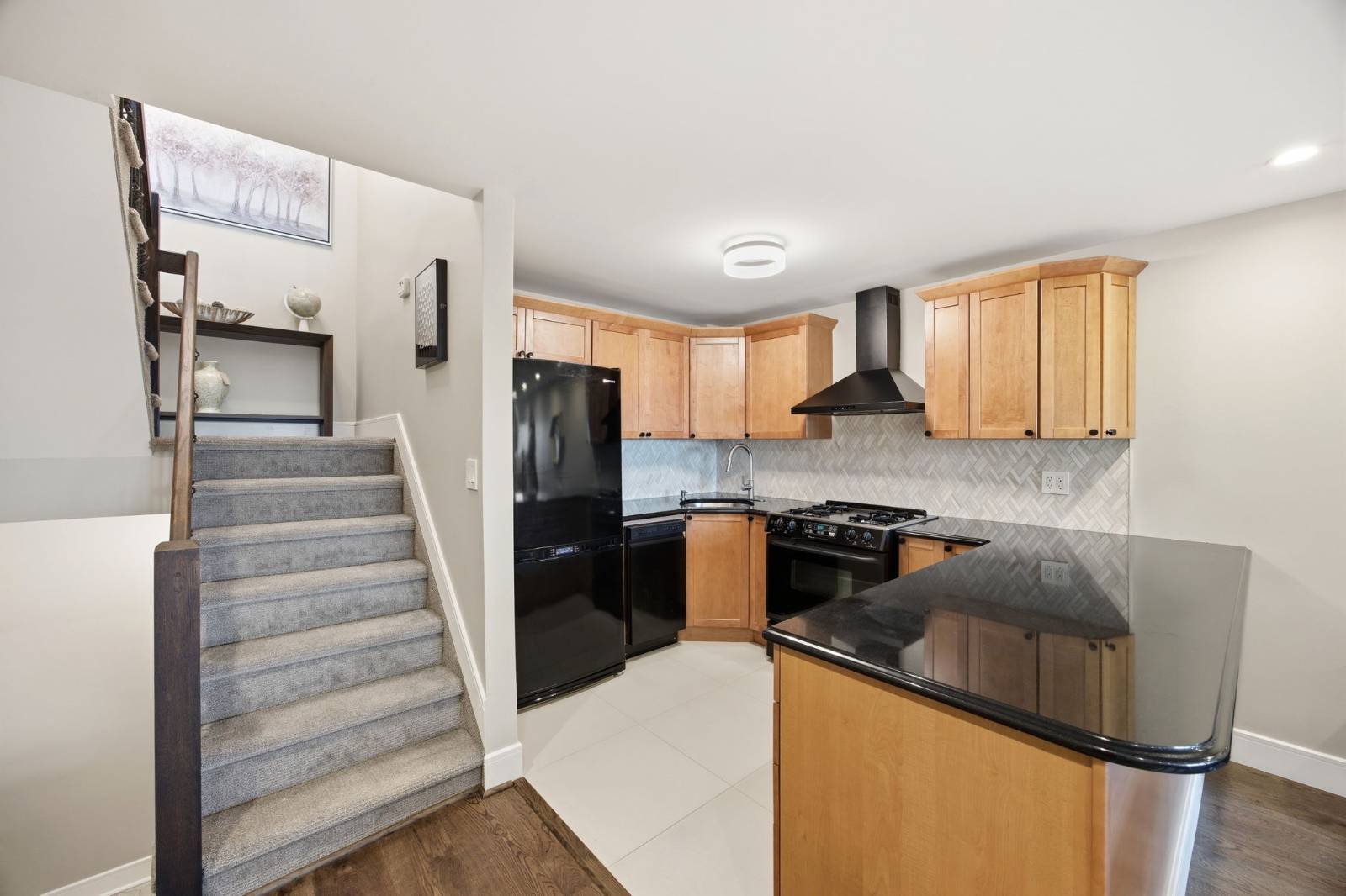 84-62 Austin Street, #C3