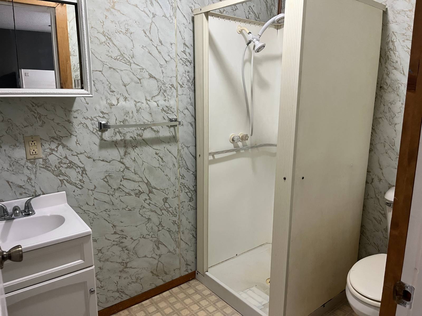 Photo 8 of 13 of home listing at 211 Colorado Street, Clearwater, NE 68726