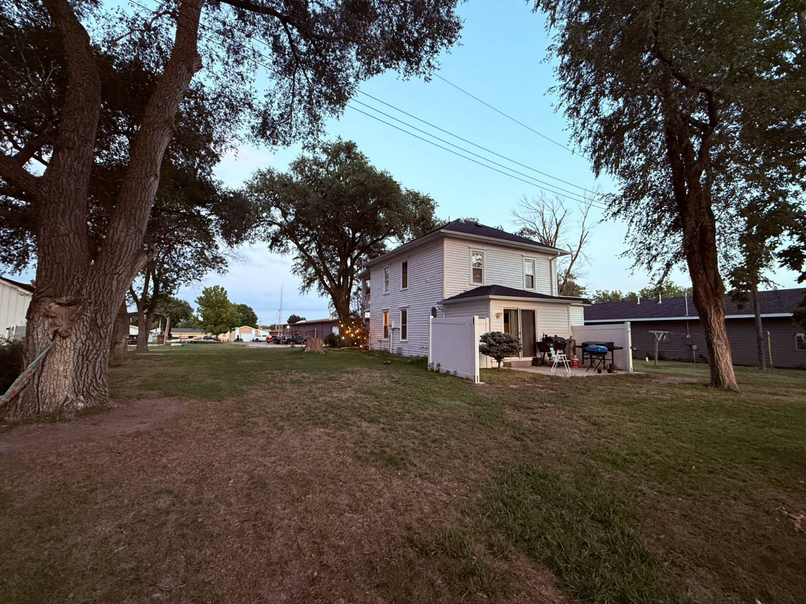 Photo 7 of 33 of home listing at 206 Washington Street, Stuart, NE 68780