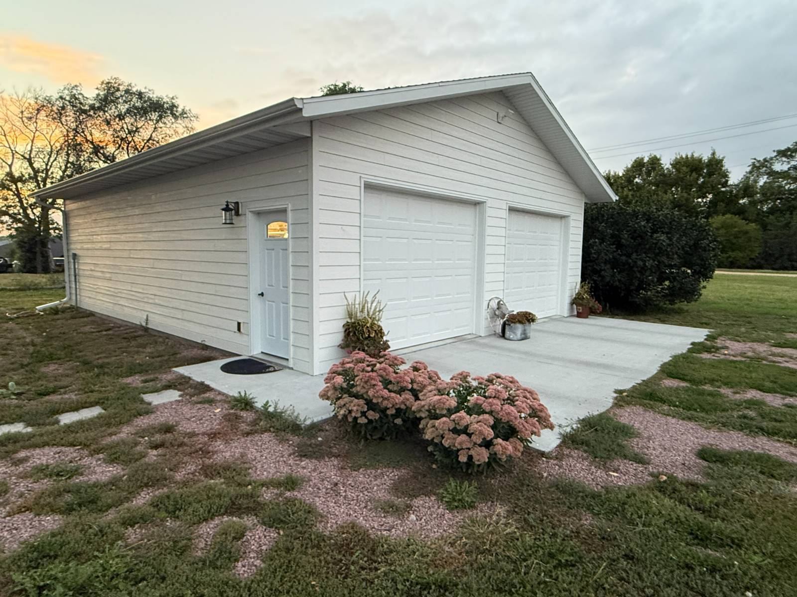 Photo 4 of 33 of home listing at 206 Washington Street, Stuart, NE 68780