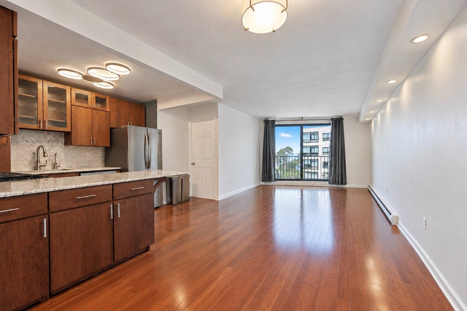 1155 Warburton Avenue, #3Y