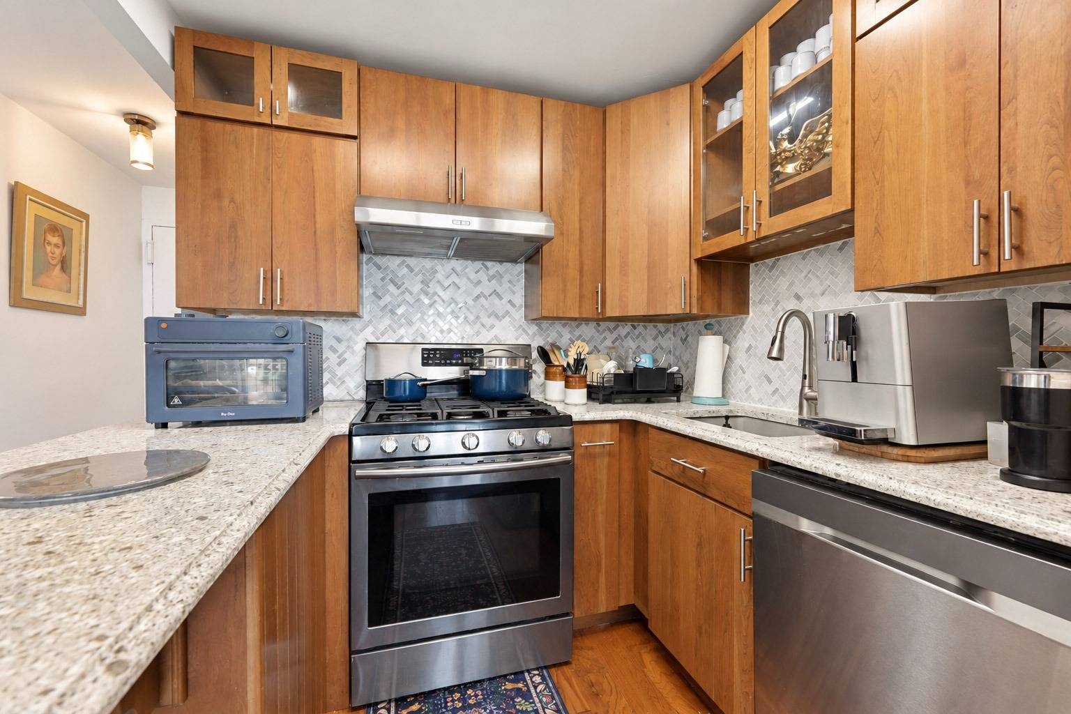 1155 Warburton Avenue, #3Y