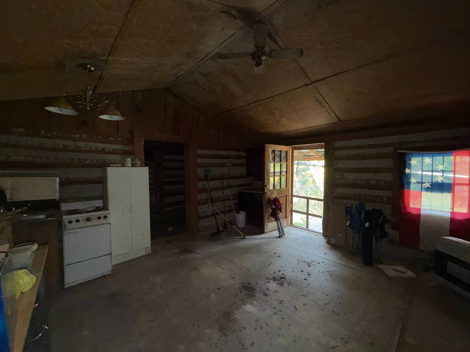1990 Ratliff Rd