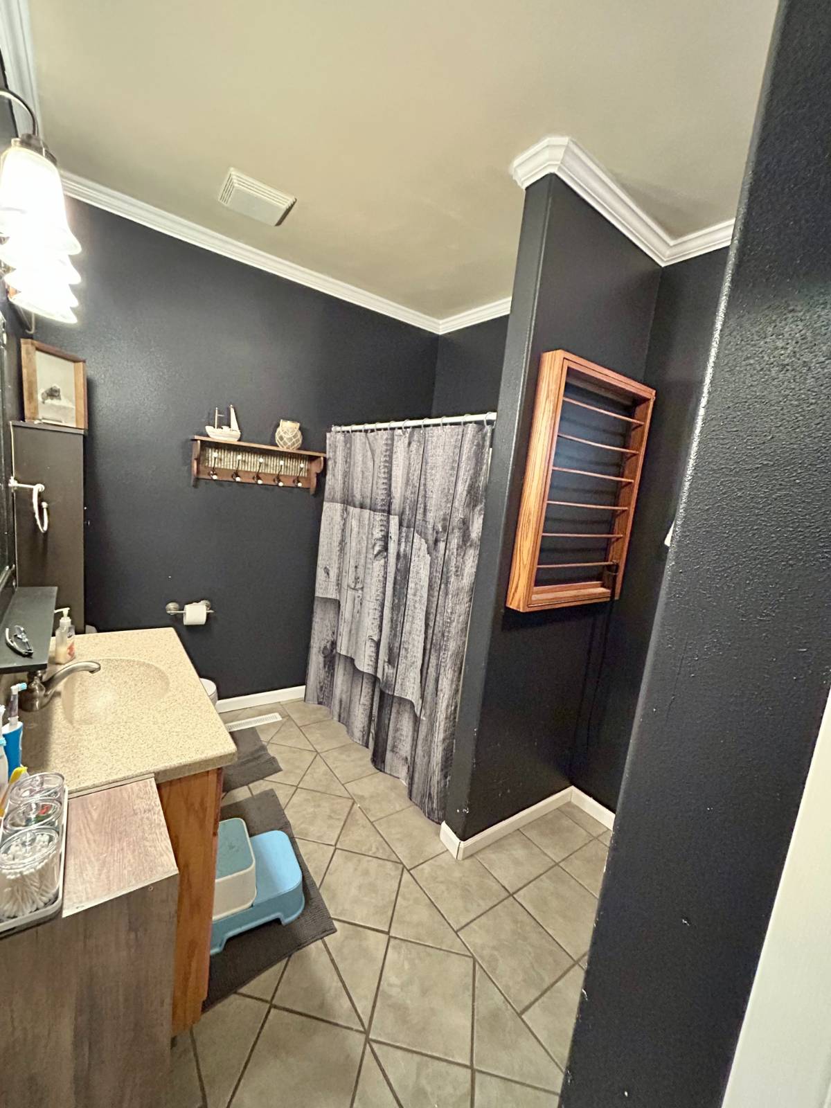 Photo 8 of 19 of home listing at 505 L Street, Neligh, NE 68756
