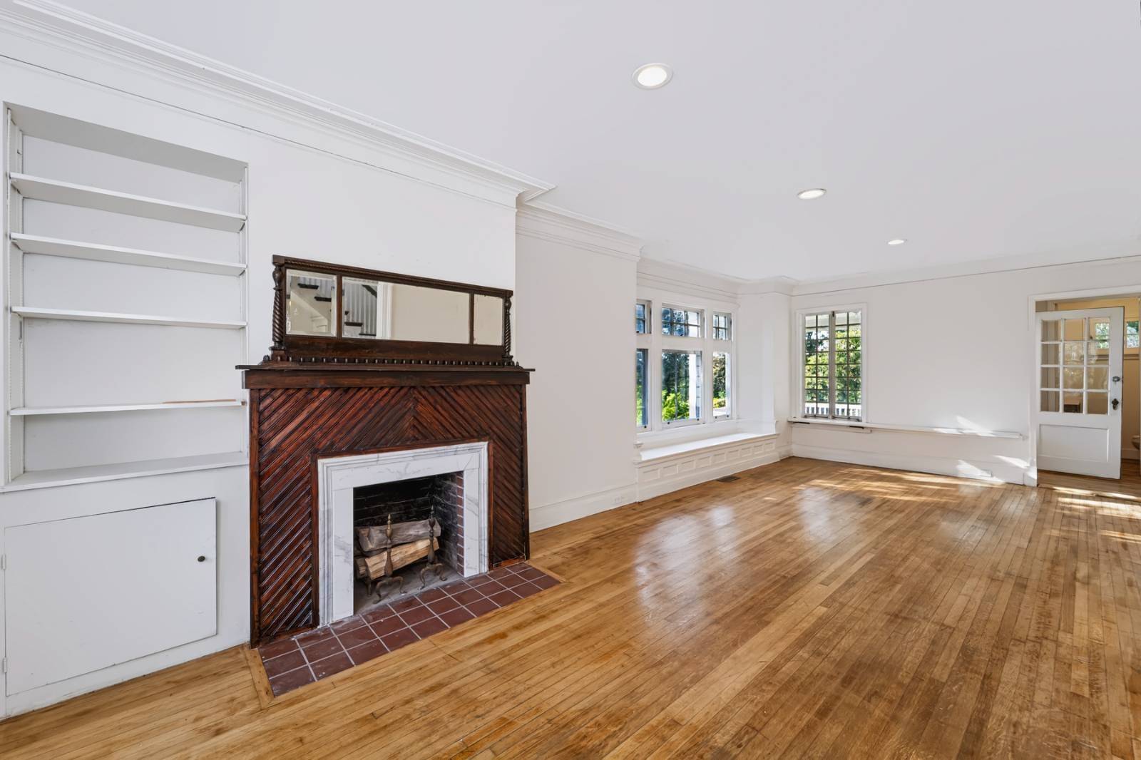 36 Belle Ave
