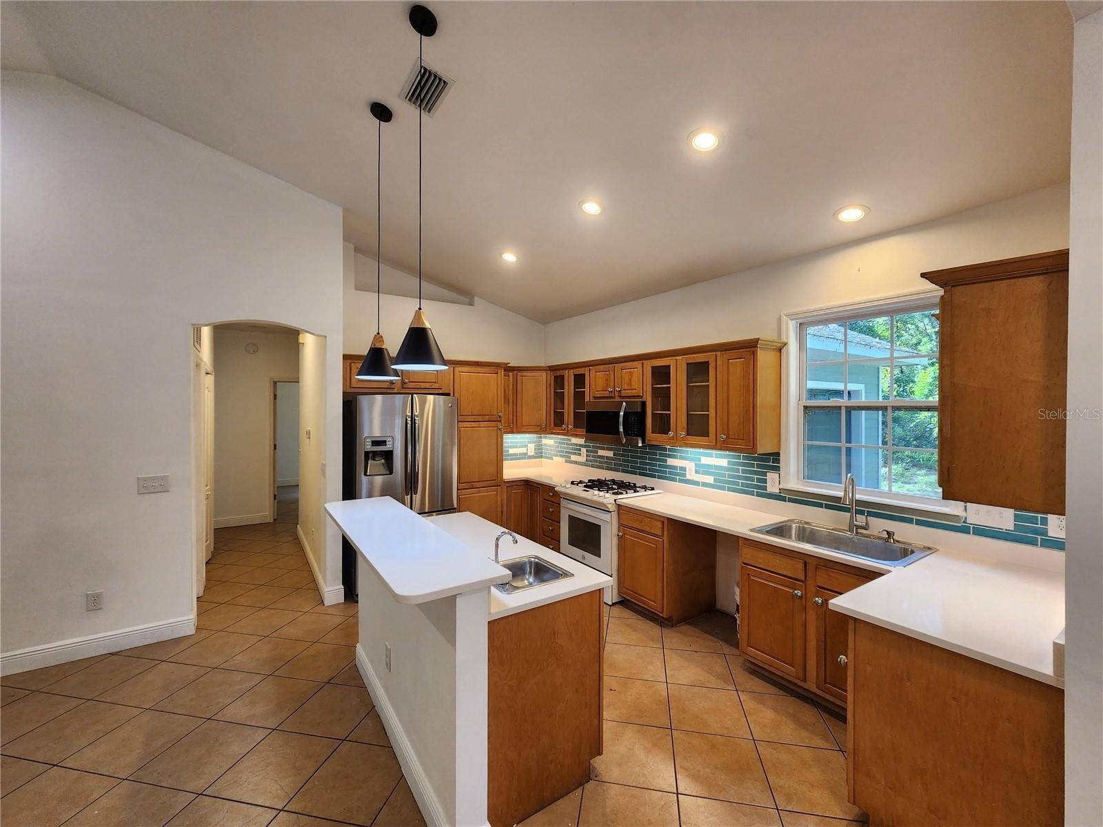 8909 SE 2nd Street Rd, Trenton, FL 32693