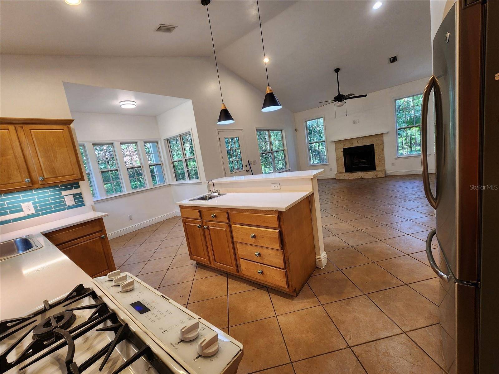 8909 SE 2nd Street Rd, Trenton, FL 32693