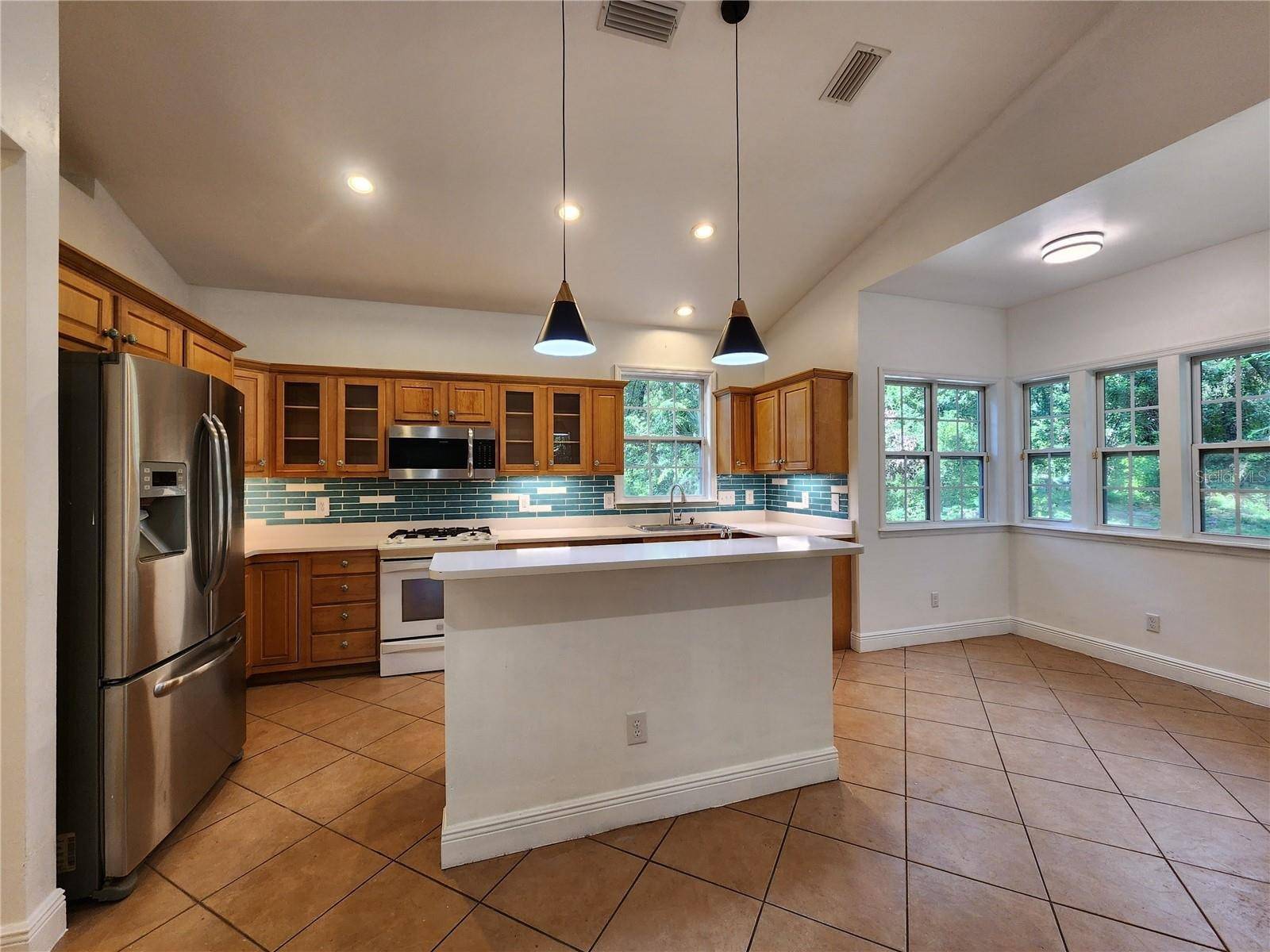 8909 SE 2nd Street Rd, Trenton, FL 32693