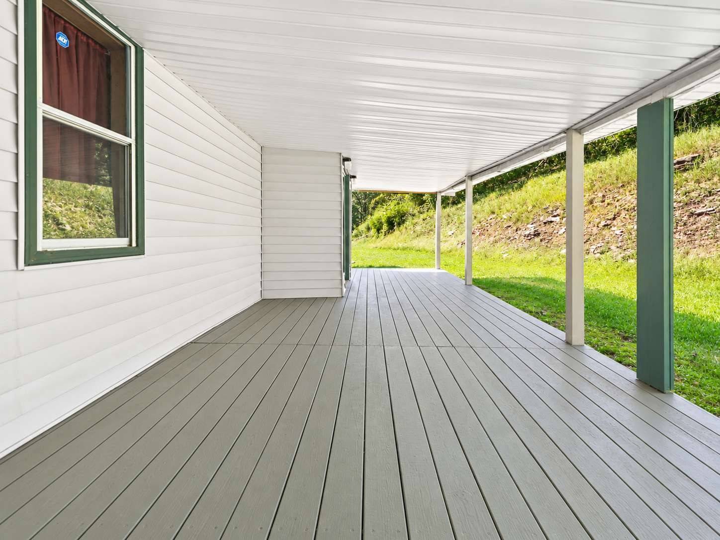1290 Barrenshee Creek rd