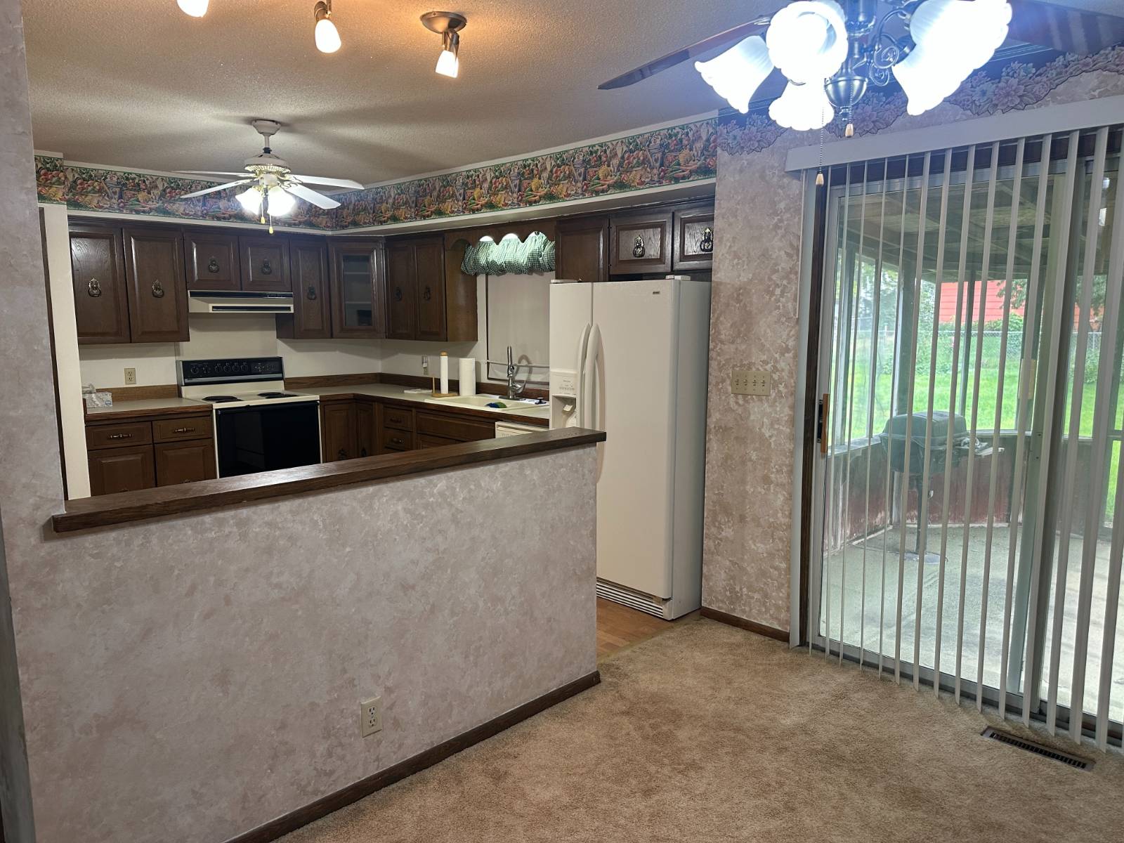 4011 Fairacres Mach1 Realty