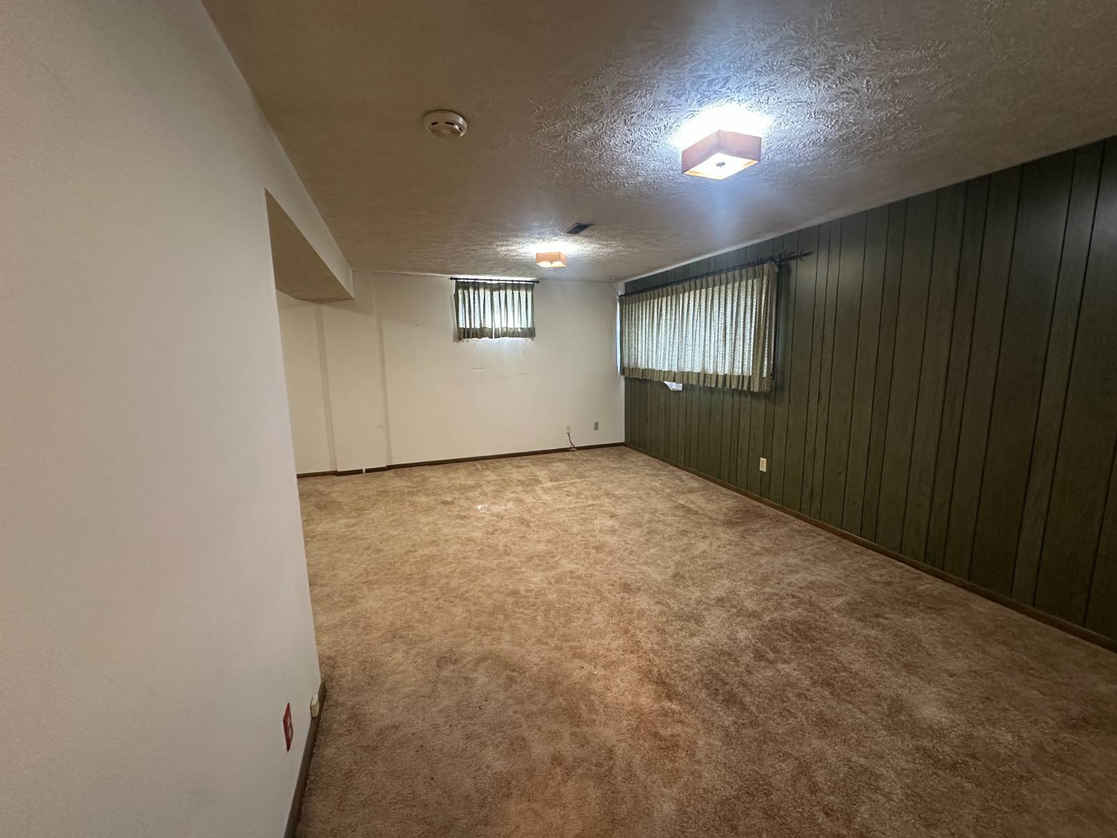 4011 Fairacres Mach1 Realty