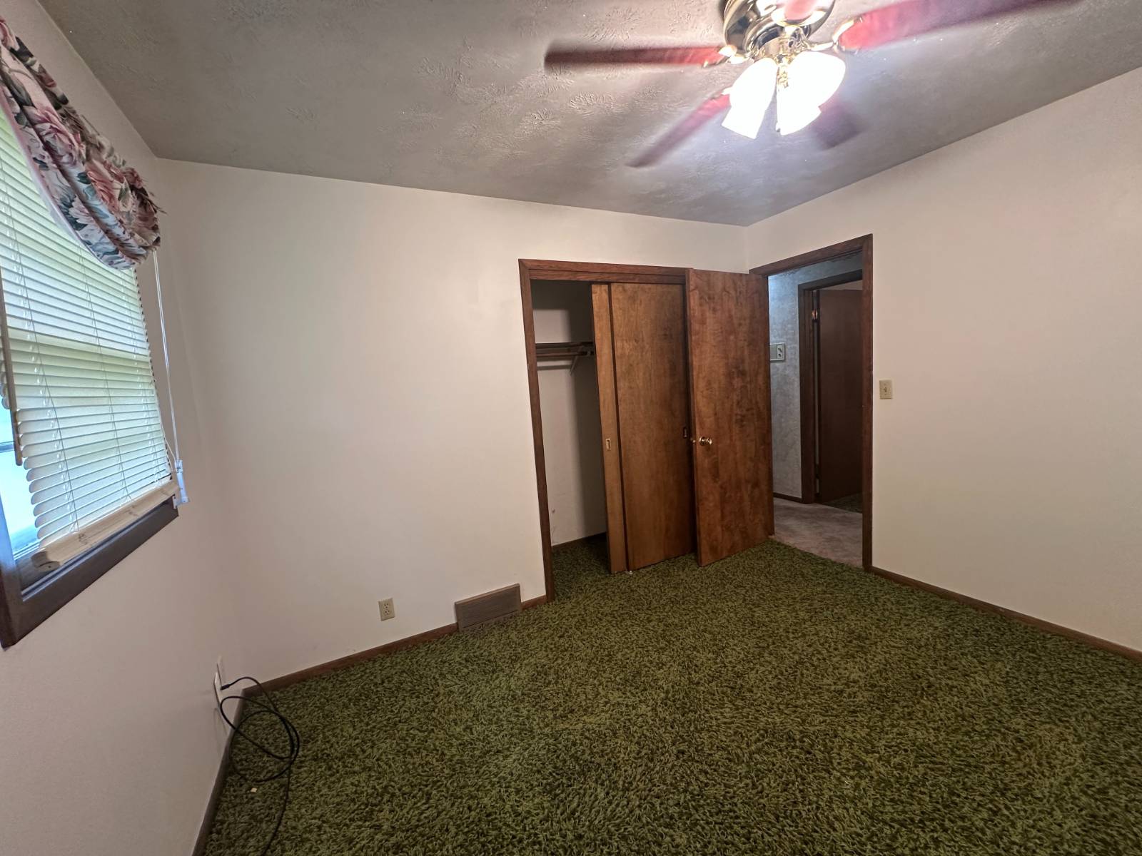 4011 Fairacres Mach1 Realty