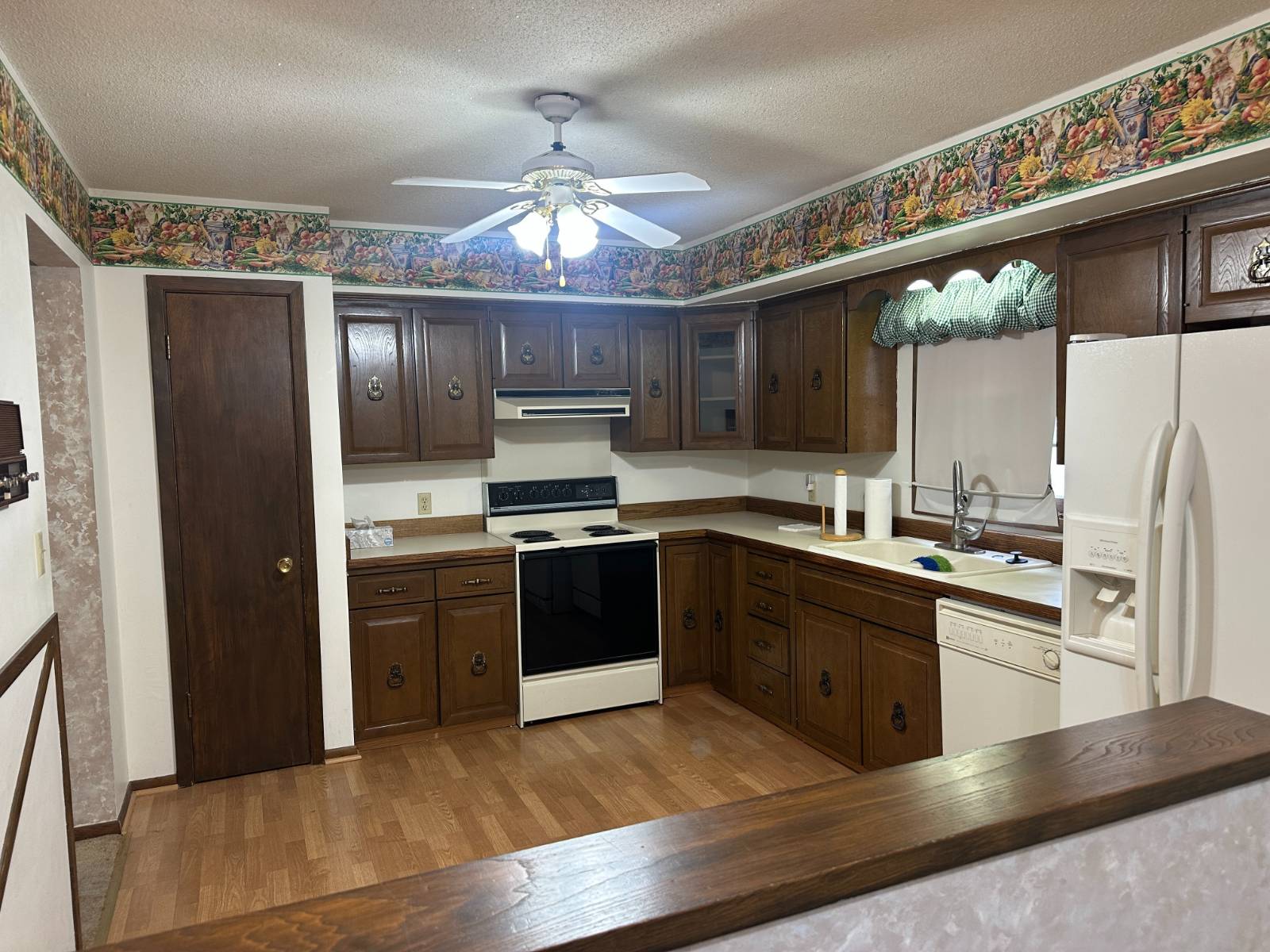 4011 Fairacres Mach1 Realty