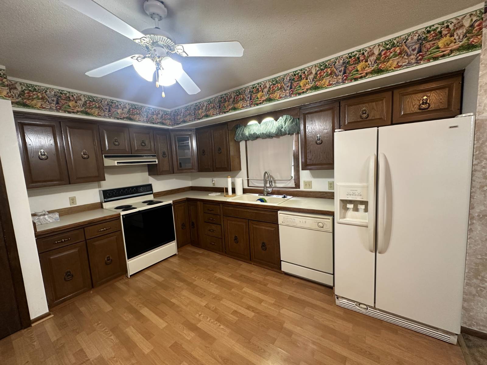 4011 Fairacres Mach1 Realty