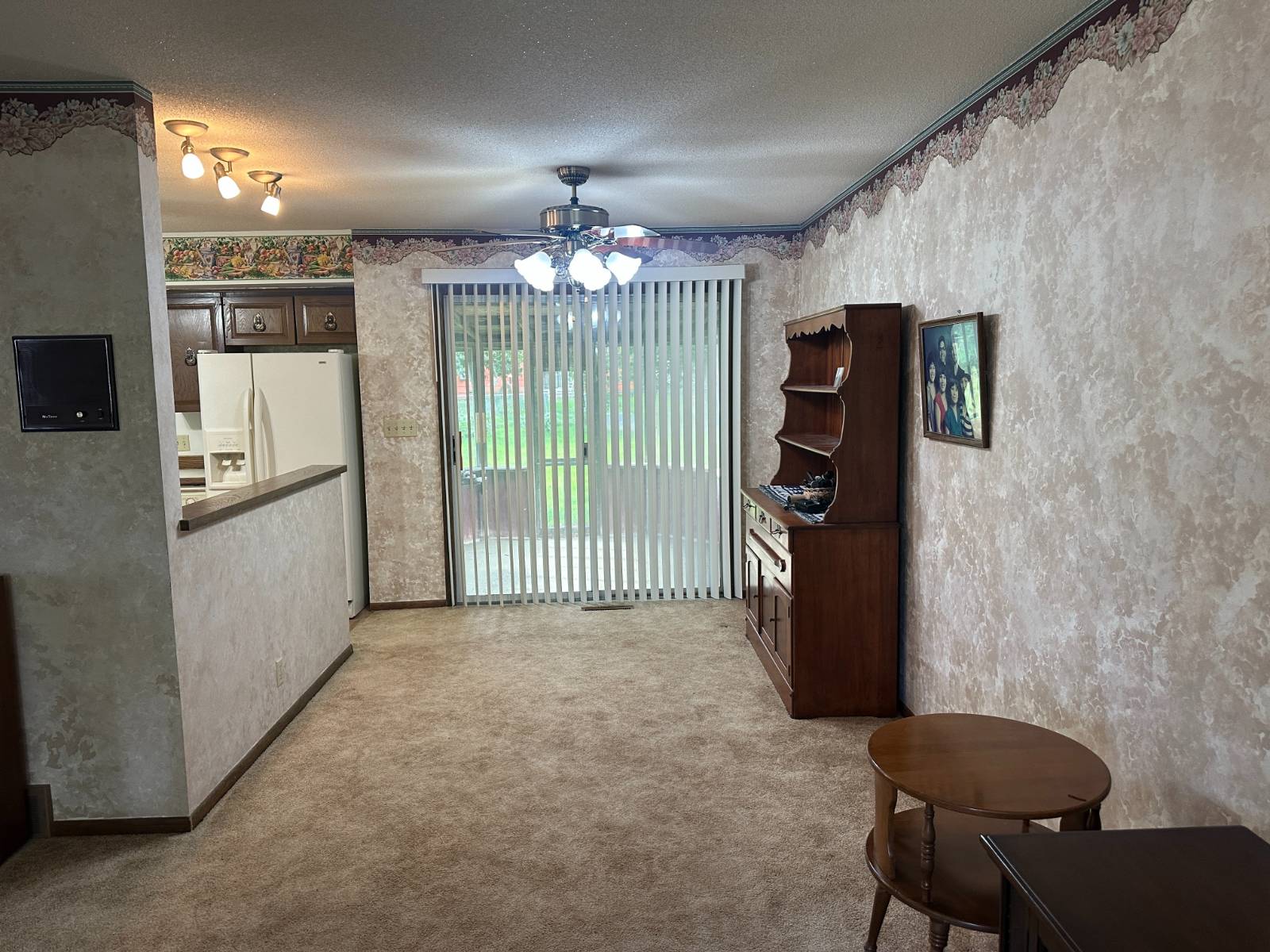 4011 Fairacres Mach1 Realty